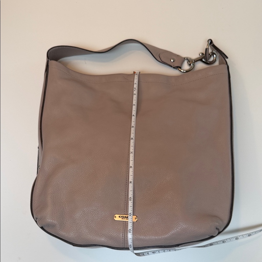 Coach Light Gray Pebble Leather Hobo Shoulder Bag - Picture 7 of 10